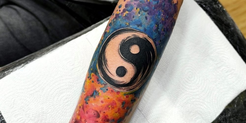 TATTOO COLORIDA ANTE BRAÇO - TATUADOR RENAN REA