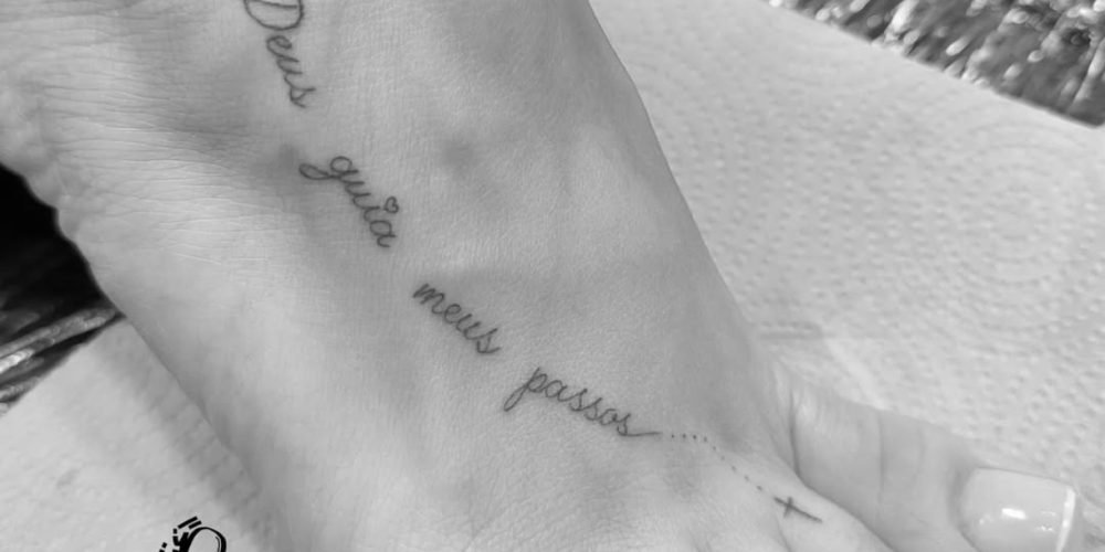 TATTOO TRAÇO FINO - TATUADOR RENAN REA