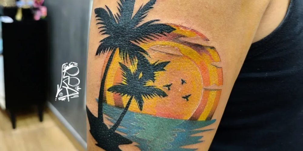 TATUAGEM COLORIDA - TATUADOR RENAN REA